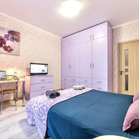 Стильные Апартаменты,Метро Вырлица,Метро Харьковская Kiev Eksteriør billede